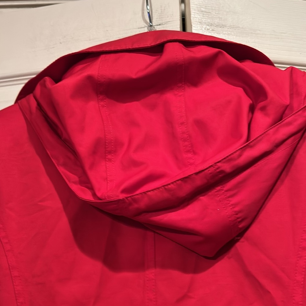 Michael Kors Small - Stylish Red Women's Jacket, Zip Front w/Detachable Hood. - Picture 7 of 11